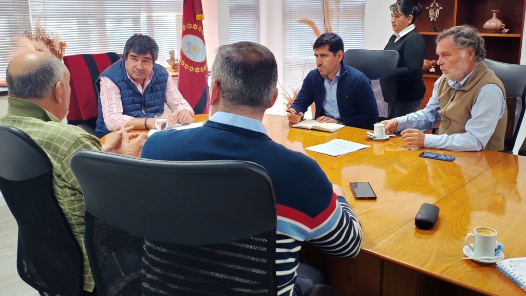 Reunión con el ministro de los Ríos